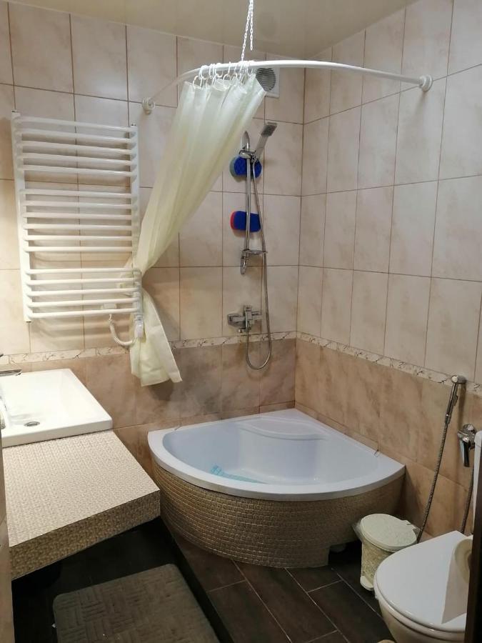 У Ксені Apartment Morșîn Exterior foto
