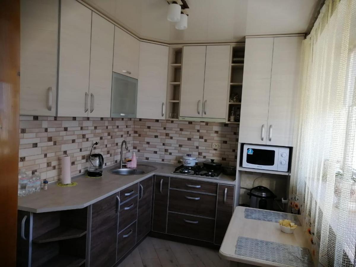 У Ксені Apartment Morșîn Exterior foto